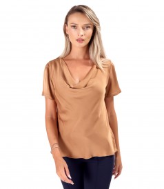 Elegant viscose satin blouse