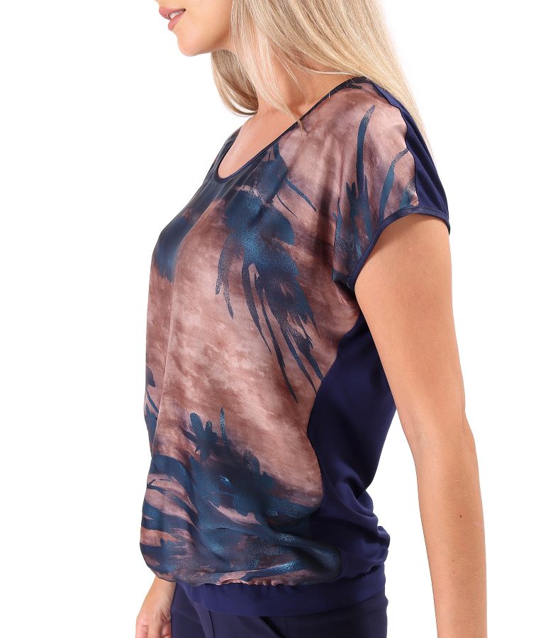 Casual blouse with front made of printed veil