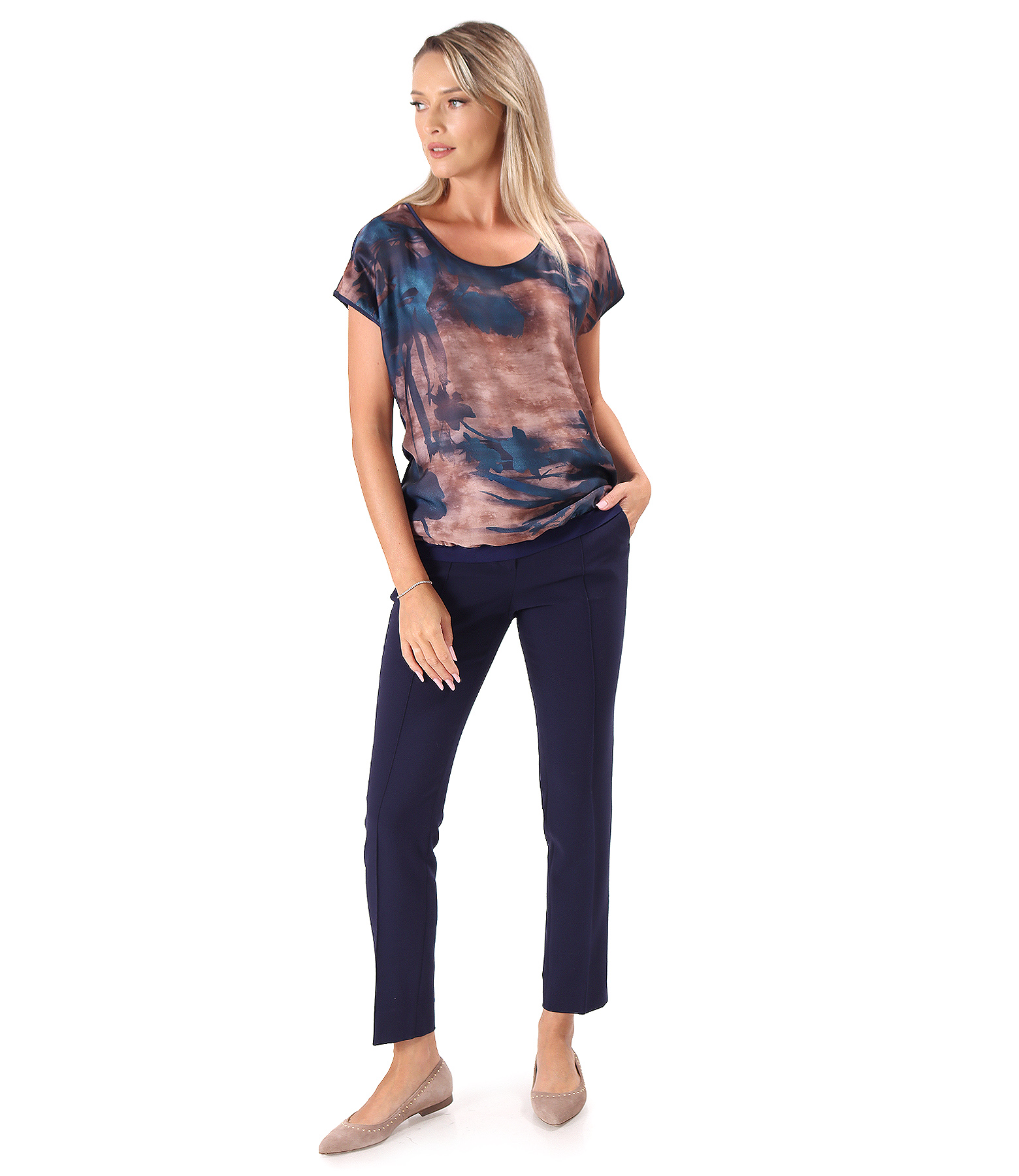 Casual blouse with front made of printed veil