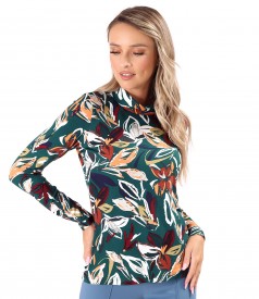 Elegant blouse made of elastic jersey printed with floral motifs