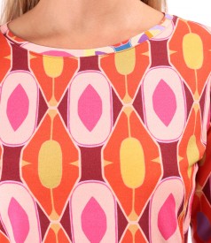 Elastic jersey blouse printed with geometric motifs