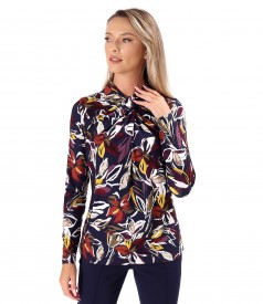 Elastich jersey blouse with pleats at the neckline