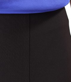 Flared skirt with front pleats