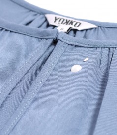 Elegant blouse made of satin-finish viscose