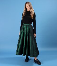Long taffeta skirt with decorative elastic on the back