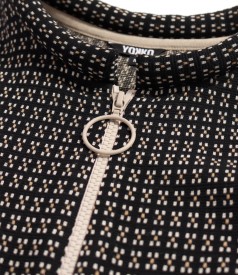 Blouse made of thick elastic jersey with a front zipper