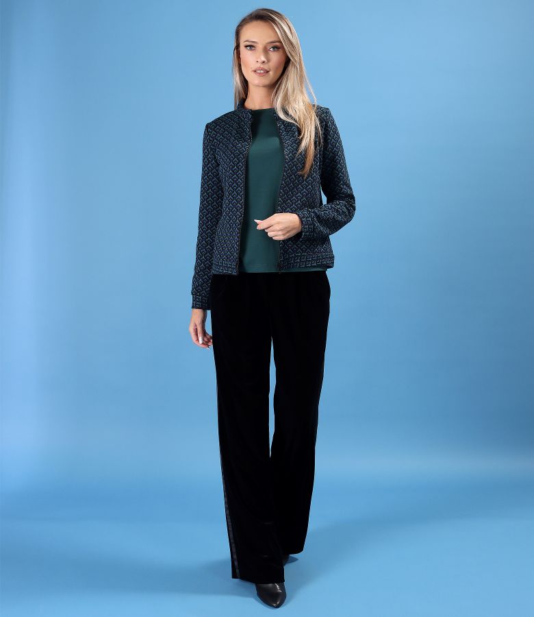 Blouse made of thick elastic jersey with a front zipper